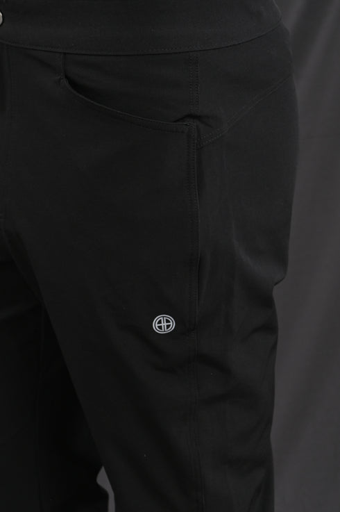 Utility Cargo In Midnight Black