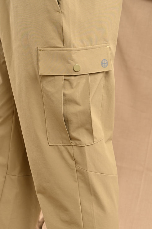 Utility Cargo In Classic Olive