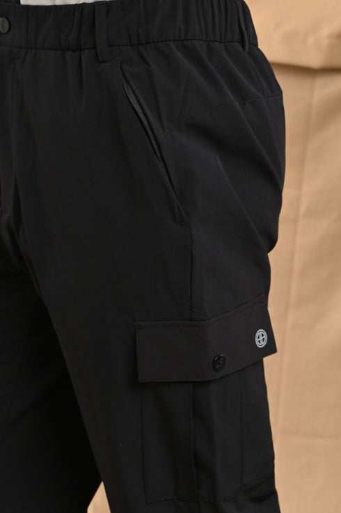 Utility Cargo In Carbon Black